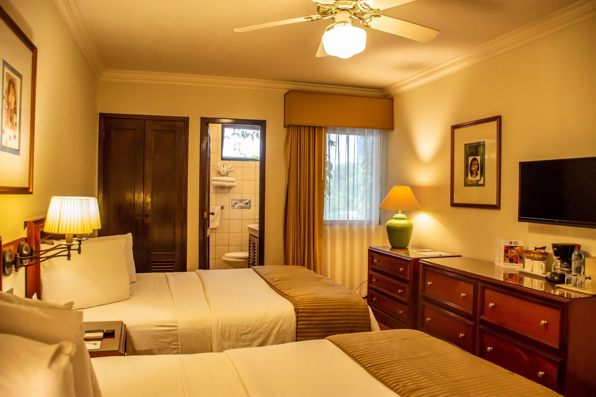 Hotel Western Stofella 4*