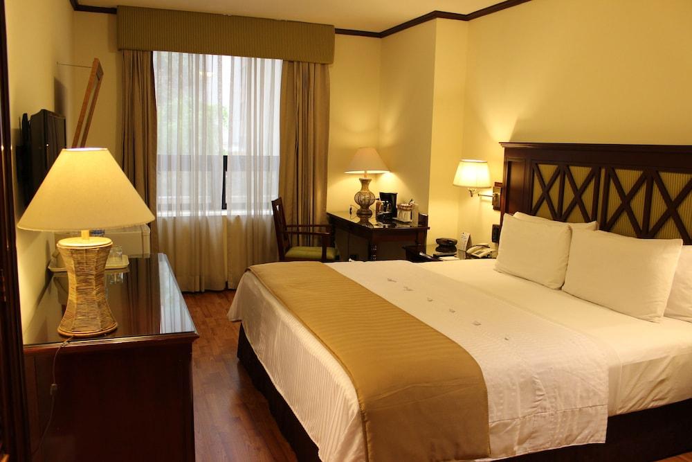Western Stofella Hotel
